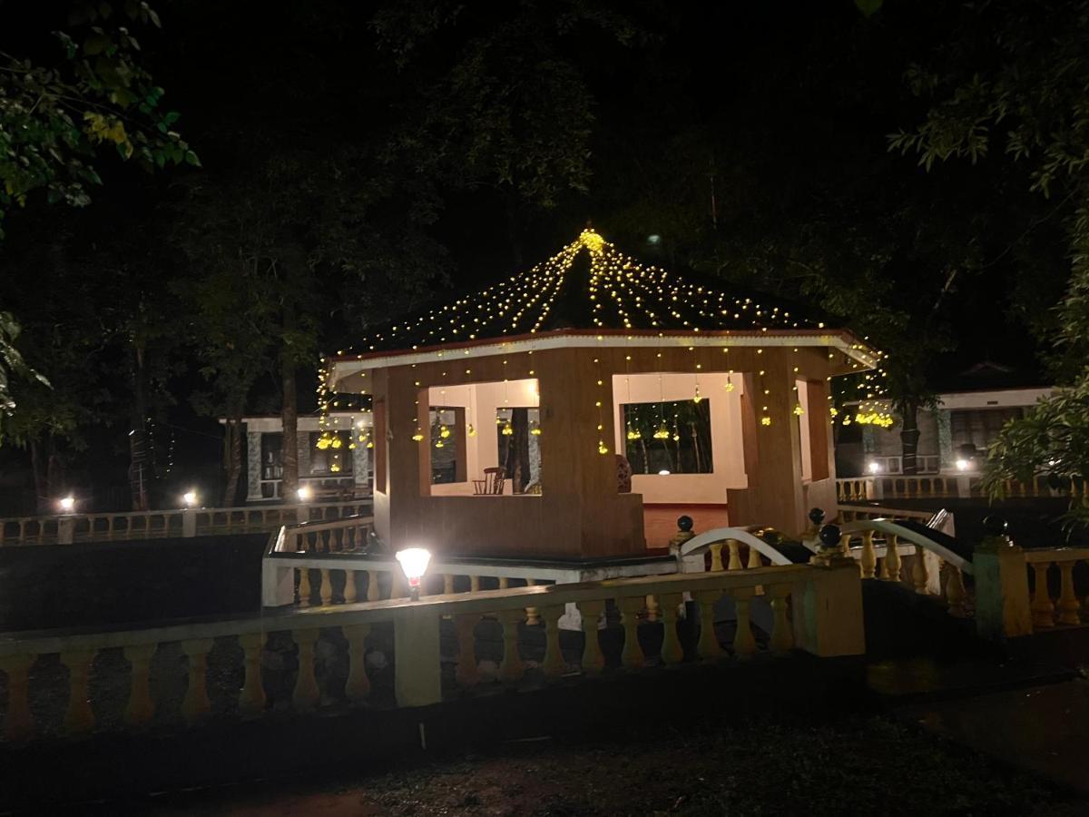 Surya Eco And Wedding Resort Thrissur Exterior foto
