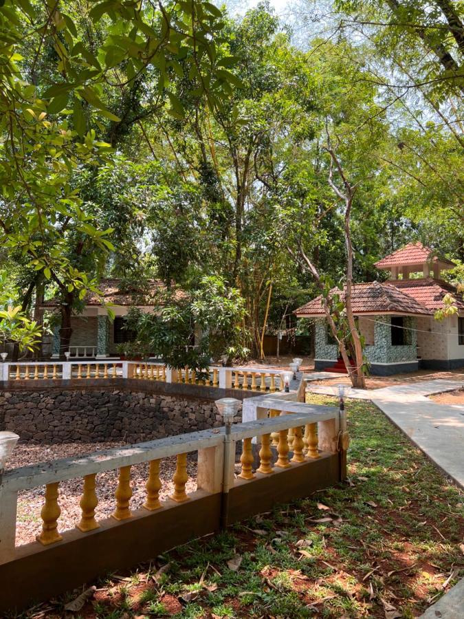 Surya Eco And Wedding Resort Thrissur Exterior foto
