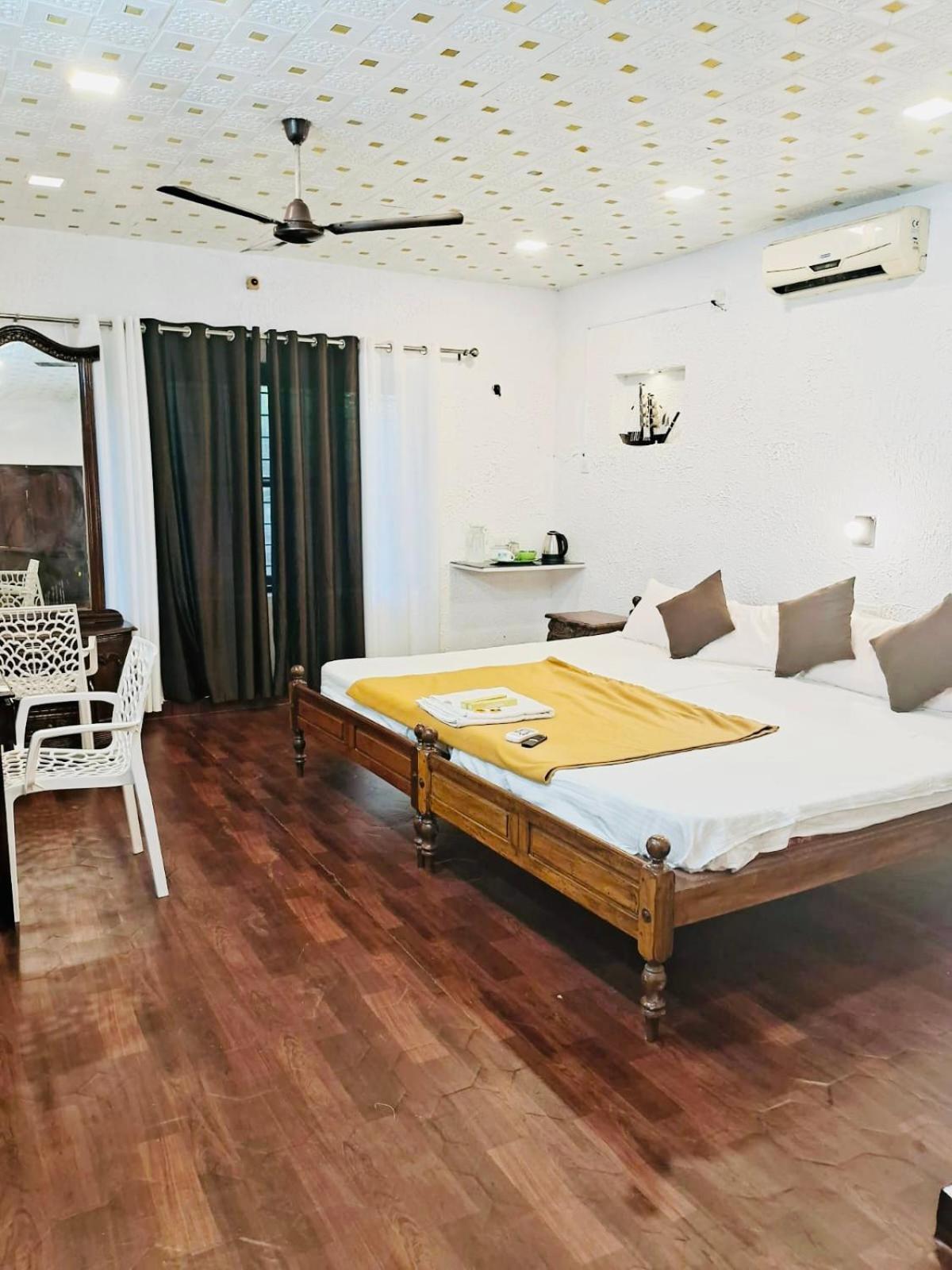Surya Eco And Wedding Resort Thrissur Exterior foto